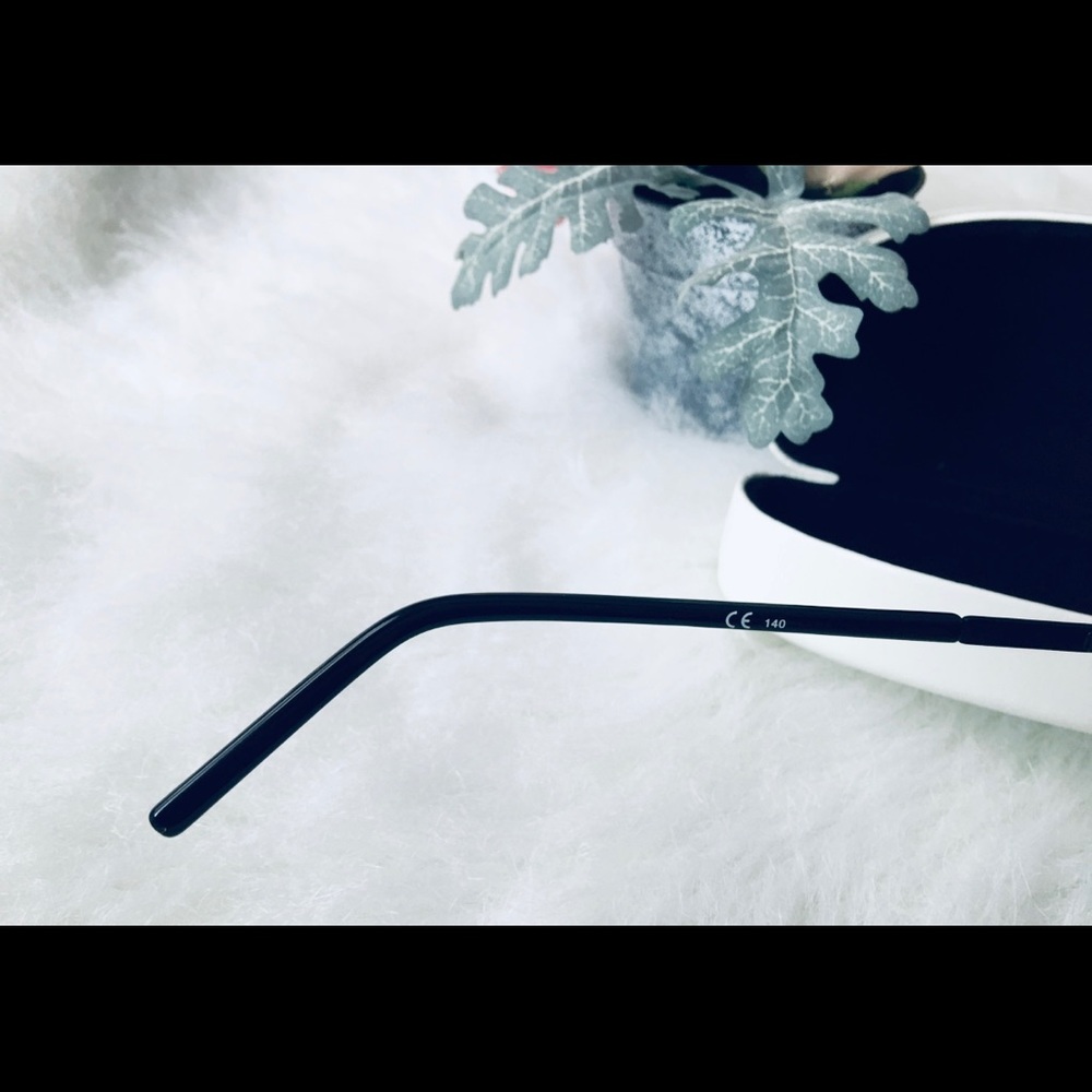 Calvin Klein Sunglasses - Picture 5 of 6